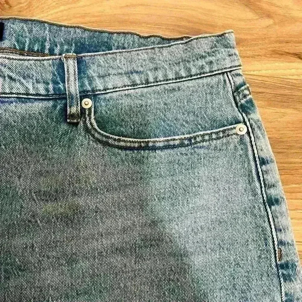 Banana Republic Denim Shorts - Picture 4 of 6